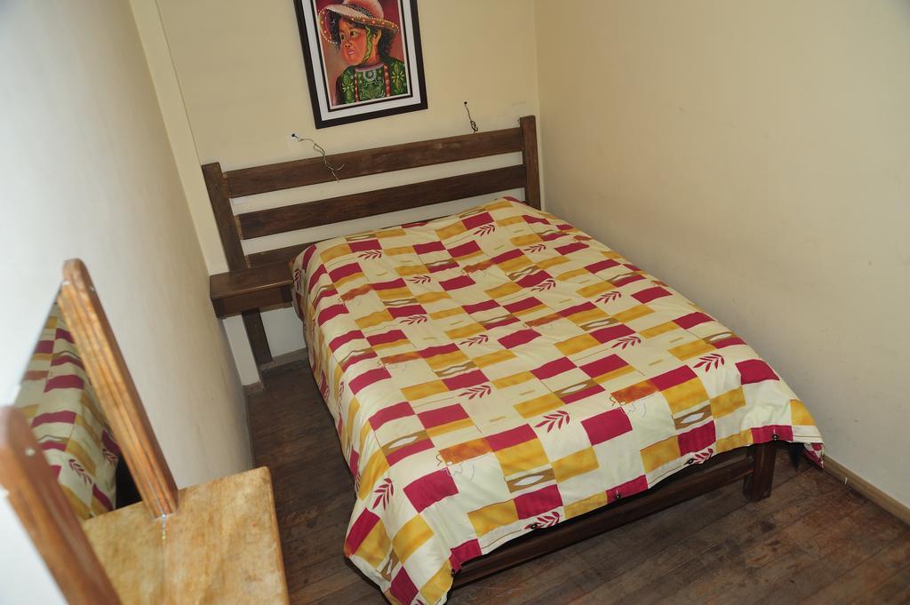Hostal La Casona Potosi Phòng bức ảnh