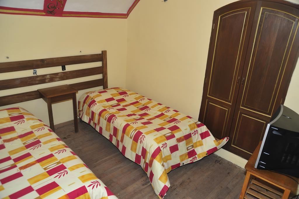 Hostal La Casona Potosi Phòng bức ảnh