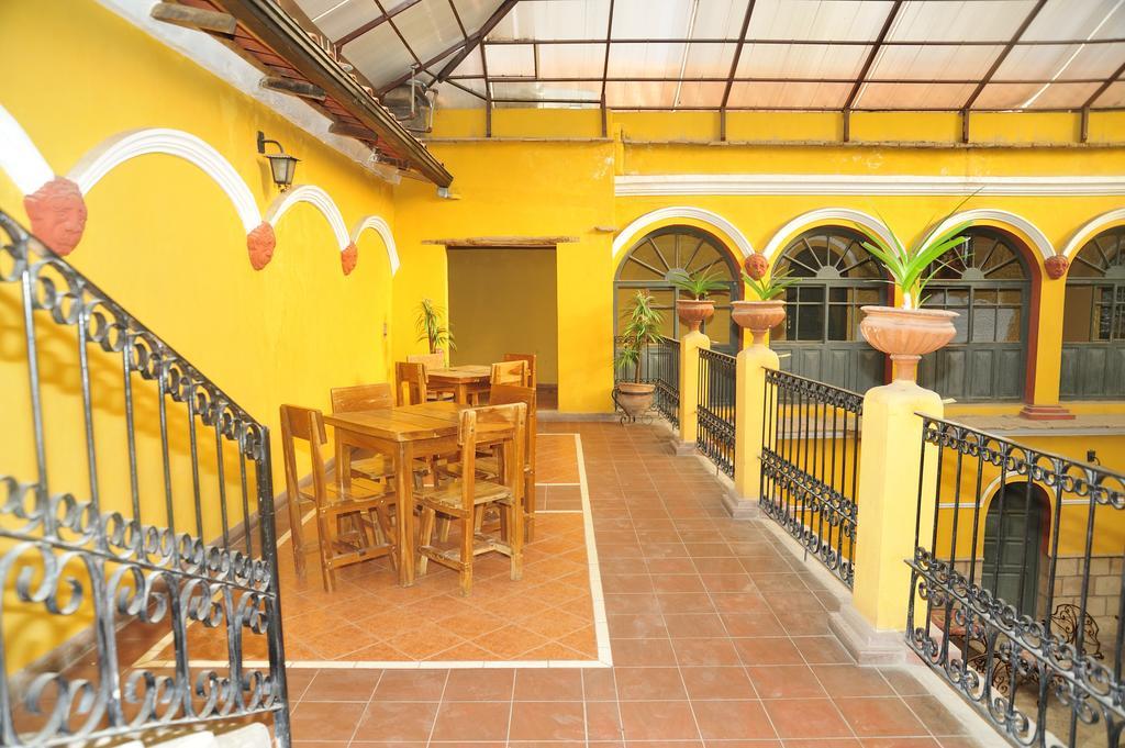 Hostal La Casona Potosi Ngoại thất bức ảnh