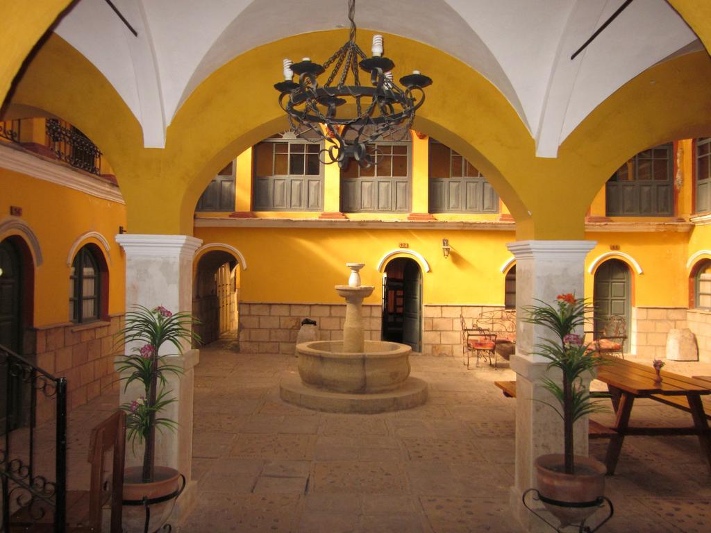 Hostal La Casona Potosi Ngoại thất bức ảnh