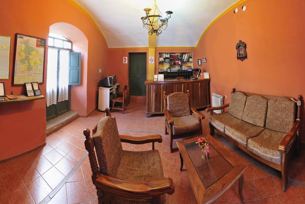 Hostal La Casona Potosi Ngoại thất bức ảnh
